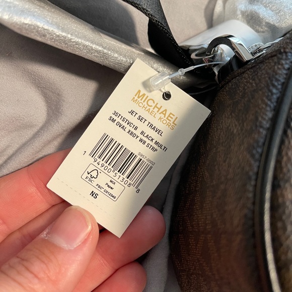 Michael kors jet set travel purse - Picture 2 of 5